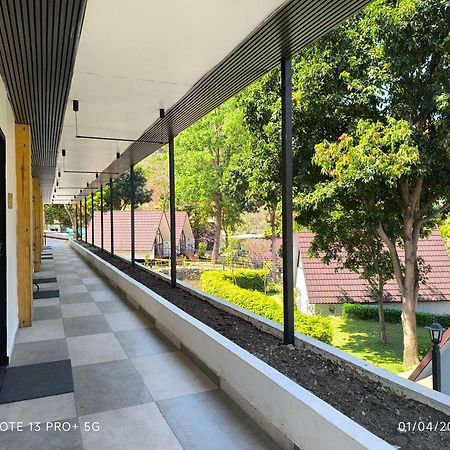 Welcomheritage Tarangi Ramganga Resort Marchula Ngoại thất bức ảnh