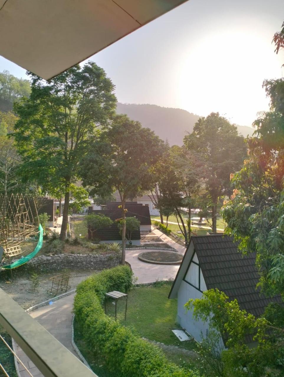 Welcomheritage Tarangi Ramganga Resort Marchula Ngoại thất bức ảnh